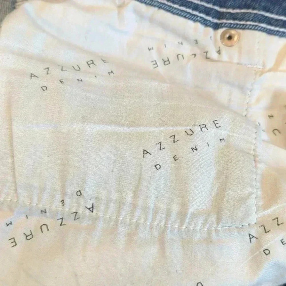 Jeans - Picture 11 of 15